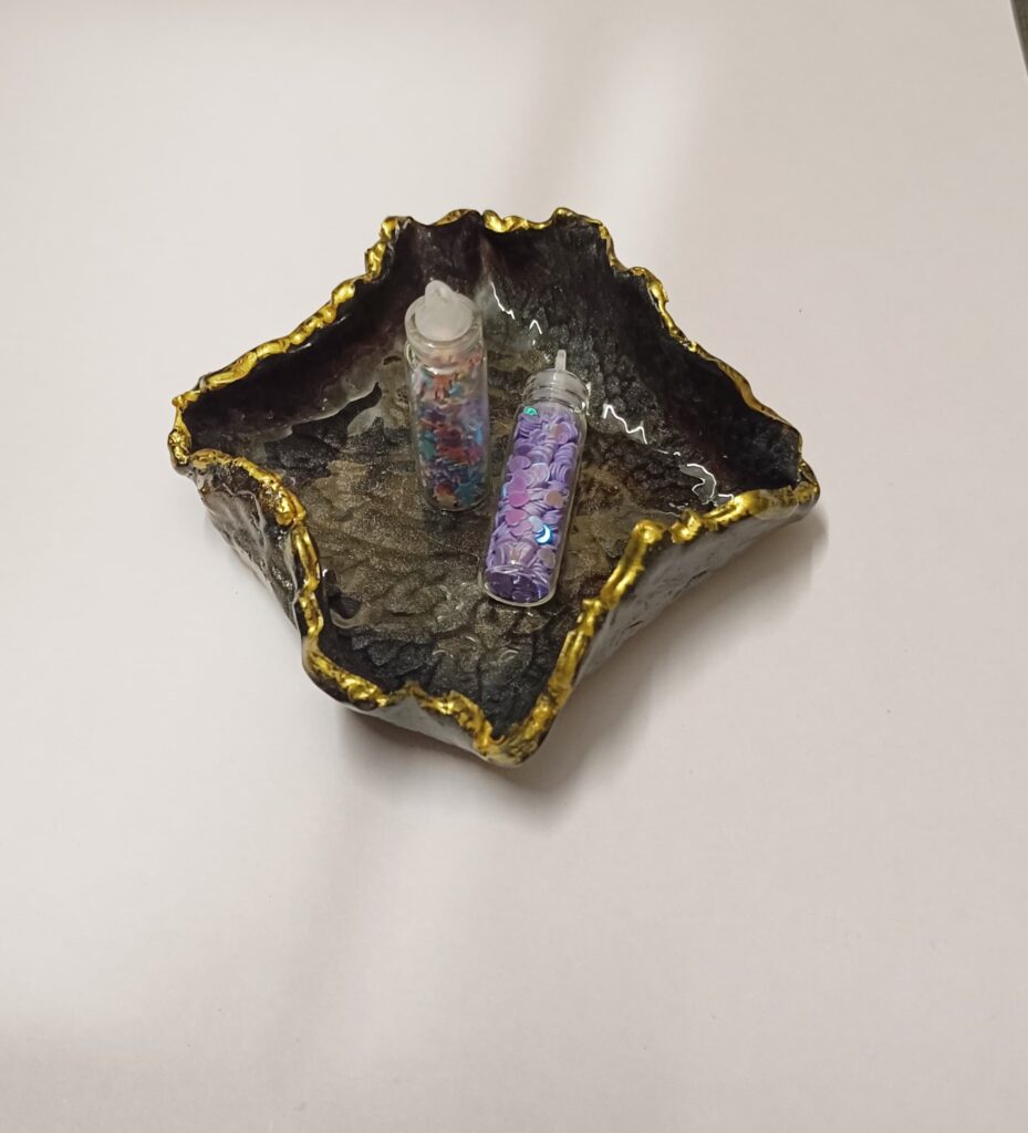 Resin Trinket